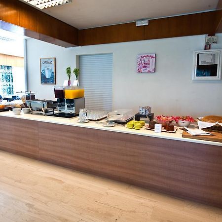 Paolo Hotel Loutráki Esterno foto