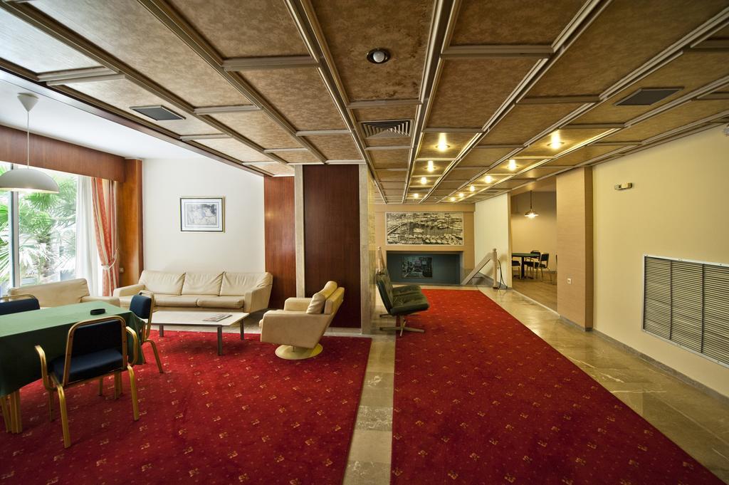 Paolo Hotel Loutráki Esterno foto